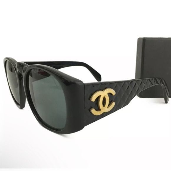 CHANEL Vintage 90s Quilted CC Logo Sunglasses 0003 Black + Box & Dust Bag - Picture 1 of 12